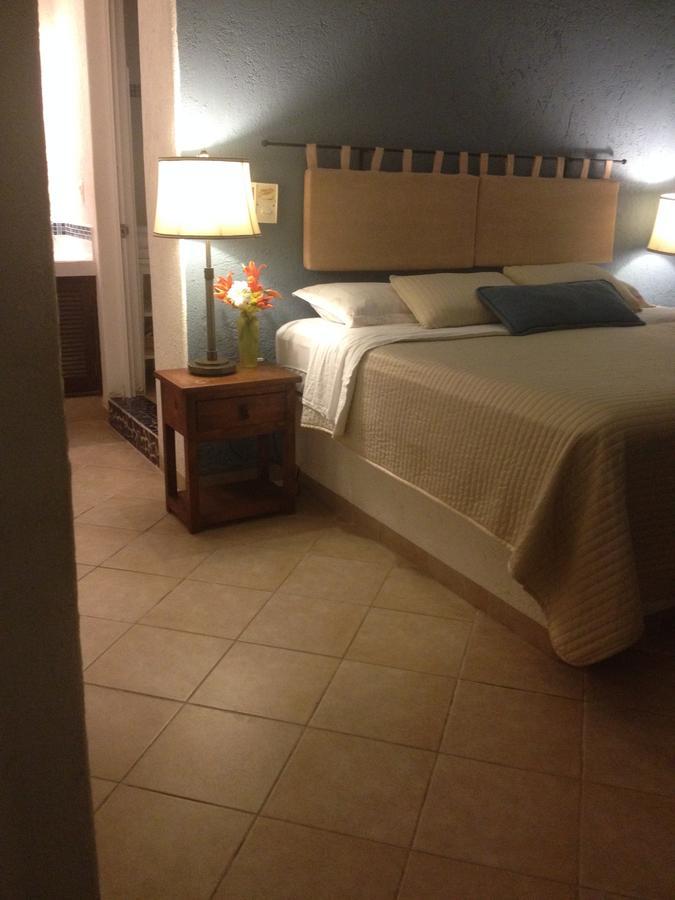 Villa Escondida Guest House Cozumel Downtown エクステリア 写真